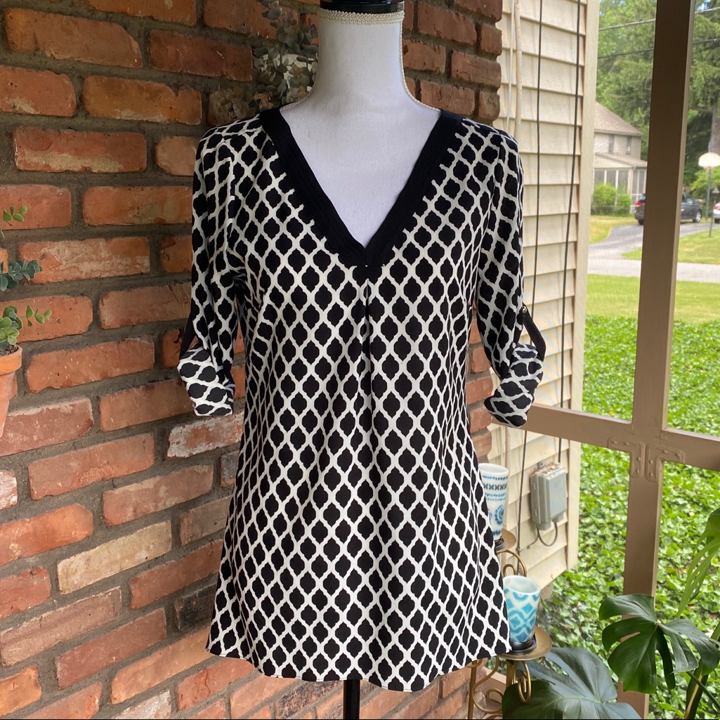 Whbm Quatrefoil Lattice Tunic